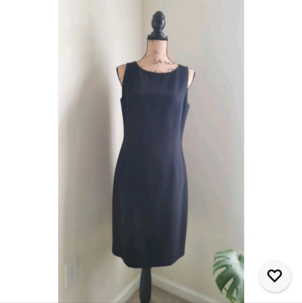 Ann Taylor Black Sleeveless Midi Sheath Dress